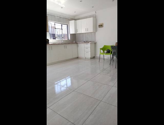 1 BEDROOM PROPERTY TO RENT IN KENSINGTON